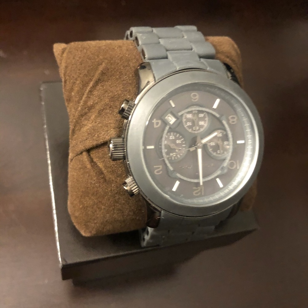 Michael Kors Gray Titanium Large Runway Chrono